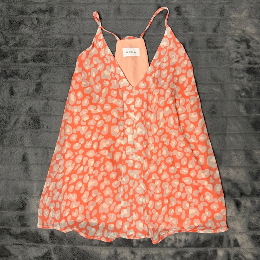 Adrienne Coral Leopard Print Racerback Camisole‎ Top V-Neck Small 2405AM